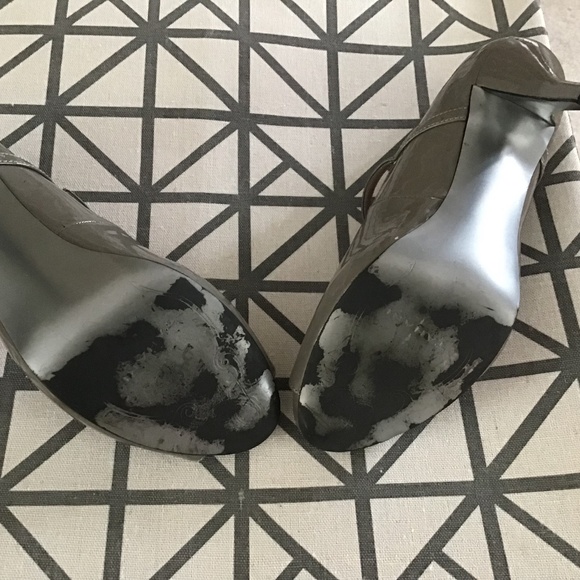 Tahari Patent Leather High Heels - Picture 4 of 4